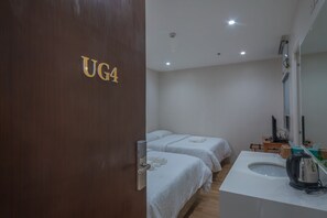 واي فاي مجانًا وملاءات أسرّة