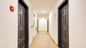Interior - OYO Townhouse 184 Sector 57 (Gurugram)