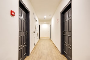 Interior - OYO Townhouse 184 Sector 57 (Gurugram)