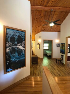 5 bedrooms, desk, iron/ironing board, free WiFi