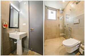 Bathroom - OYO Townhouse 260 Malibu Town (Gurugram)
