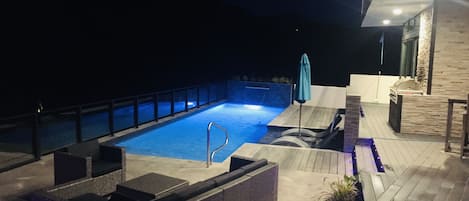 Outdoor pool, a heated pool