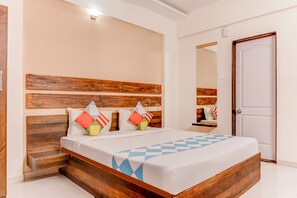 Room - OYO Home 44389 Twin Towers Hinjewadi (Paud)