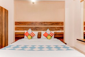 Room - OYO Home 44389 Twin Towers Hinjewadi (Paud)