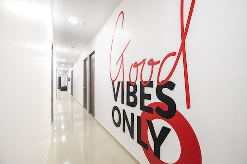 Collection O 42609 Gokul Solitaire VIP Rd