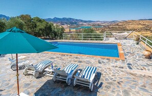 Pool - Gorgeous home in El Gastor (El Gastor)