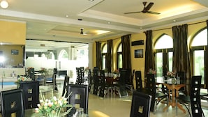 Restaurant - Capital O 3734 Hotel Naqash Residency (Srinagar)