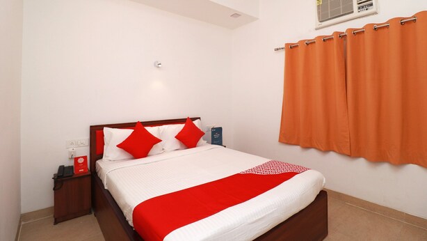 Room - OYO Flagship 35654 Hotel Kanchan Sishu Vihar (Bhubaneshwar)