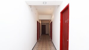 Interior - OYO Flagship 35654 Hotel Kanchan Sishu Vihar (Bhubaneshwar)