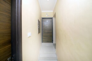 Interior - OYO Flagship 42629 Golden Sunrise Inn (Amritsar)