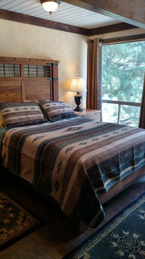 1 bedroom, iron/ironing board, free WiFi, bed sheets - Beautiful views and easy walk to the lifts..... (Angel Fire)