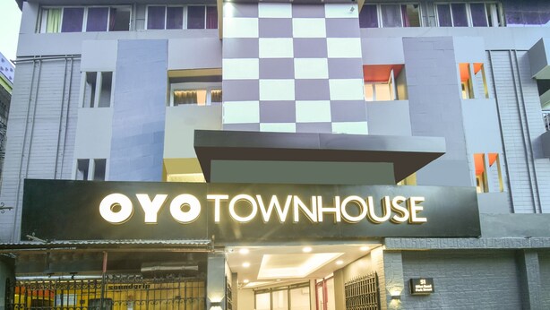 Unclassified image, 1 of 28, button - OYO Townhouse 201 Heera Holiday Inn (Kolkata)