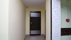 Interior - OYO Flagship 22724 Hotel Shanavi Chinar Park (Barasat)
