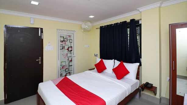 Room - OYO Flagship 22724 Hotel Shanavi Chinar Park (Barasat)