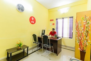 Lobby - OYO Flagship 41108 Hotel Diamond In Kakkanad (Kanayannur)