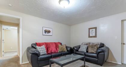 Cozy Newly Remodeled Basement Apartment