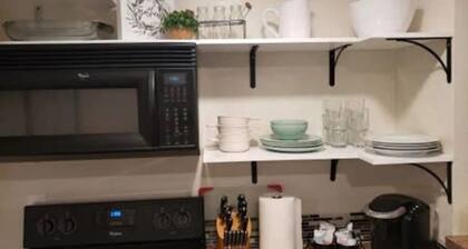 Cozy Newly Remodeled Basement Apartment