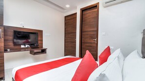 Room - OYO Flagship 45771 Vipin Garden Nawada (New Delhi)