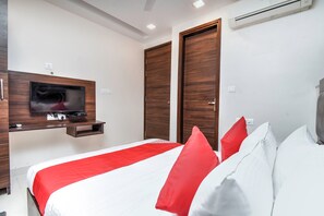 Room - OYO Flagship 45771 Vipin Garden Nawada (New Delhi)