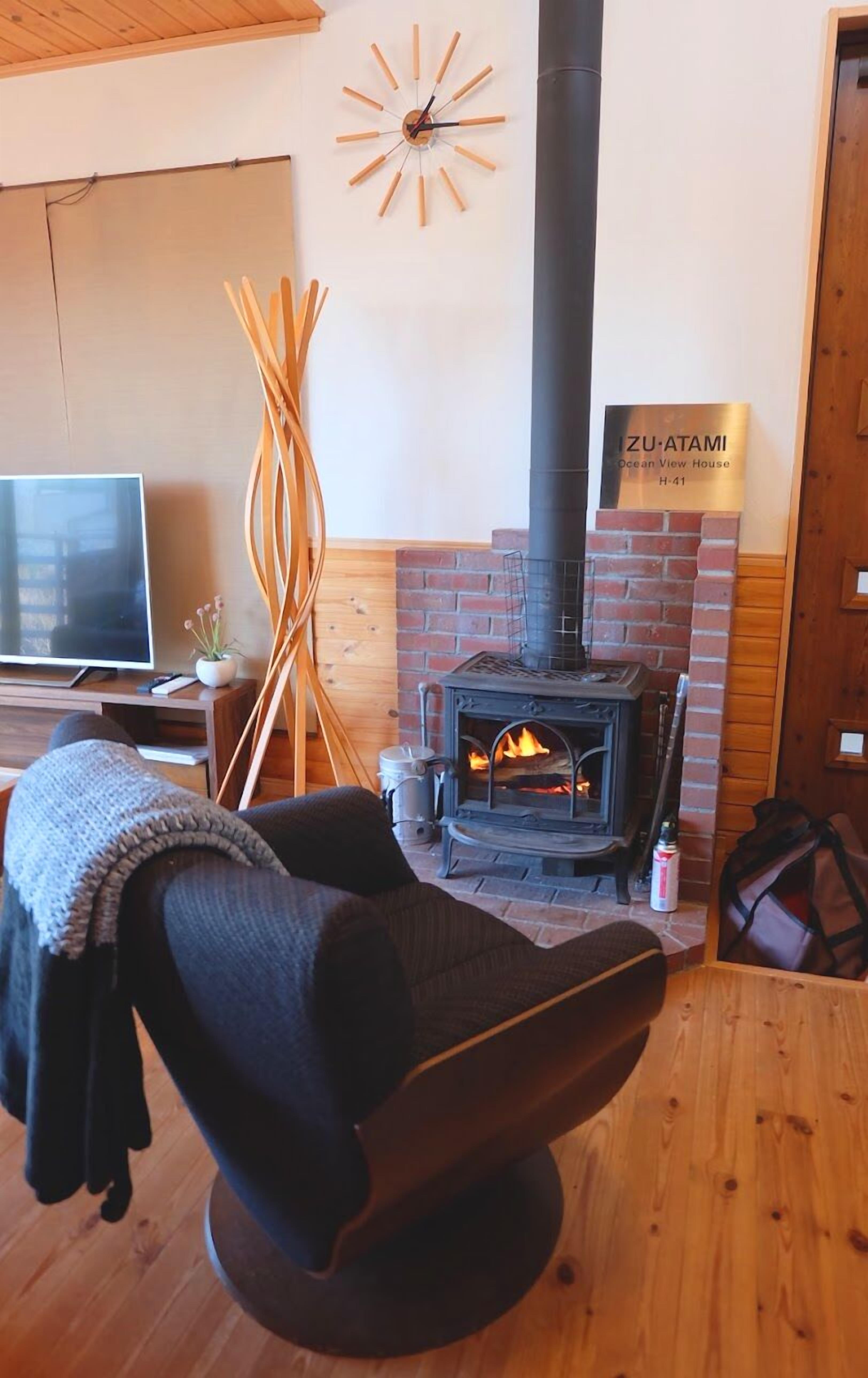 Private Vacation Home | 2 bedrooms, iron/ironing board, free WiFi, bed sheets