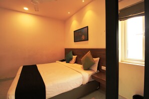 View from room - Arunaa Inn Airport Hotel, Chennai (Chennai)