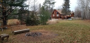 Property grounds - Exclusive 4 Bedroom Home on 10 Acres, Hot Tub, Pond in Heart of Trail System (Dunbar)