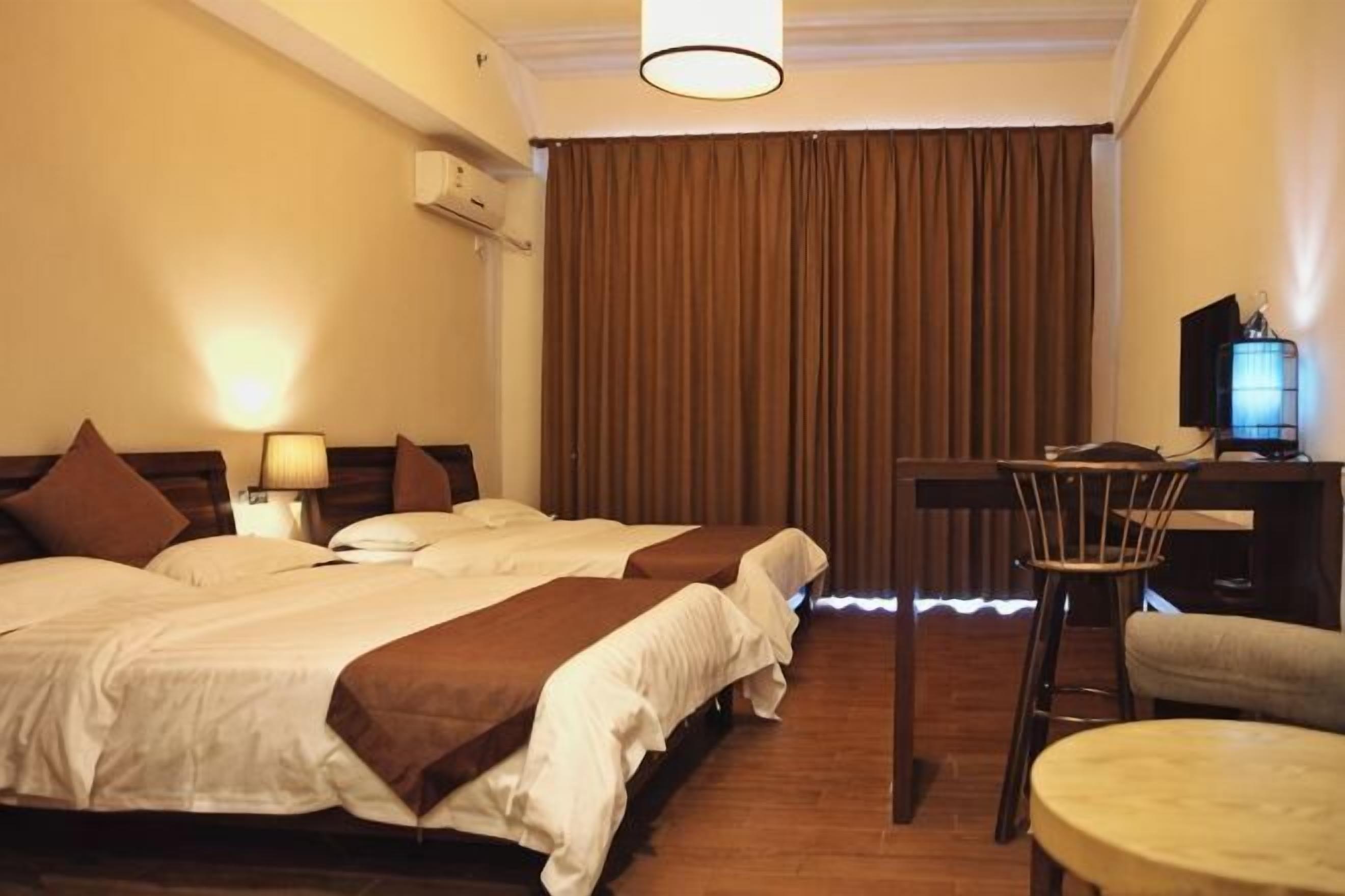 Wifi gratis y ropa de cama