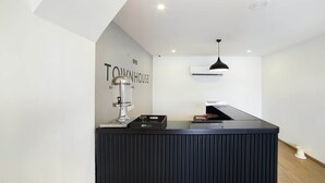 Lobby - OYO Townhouse 179 Daffodils Sector 52 (Gurugram)