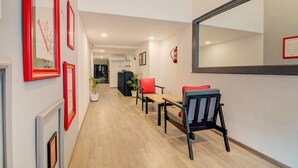 Unclassified image, 4 of 26, button - OYO Townhouse 218 Shine Gandhibagh (Nagpur)