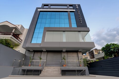 OYO Townhouse 207 Gopalpura