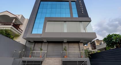 OYO Townhouse 207 Gopalpura
