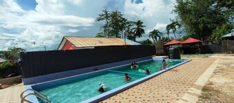 OYO 90168 Serambi Pelangi Chalet