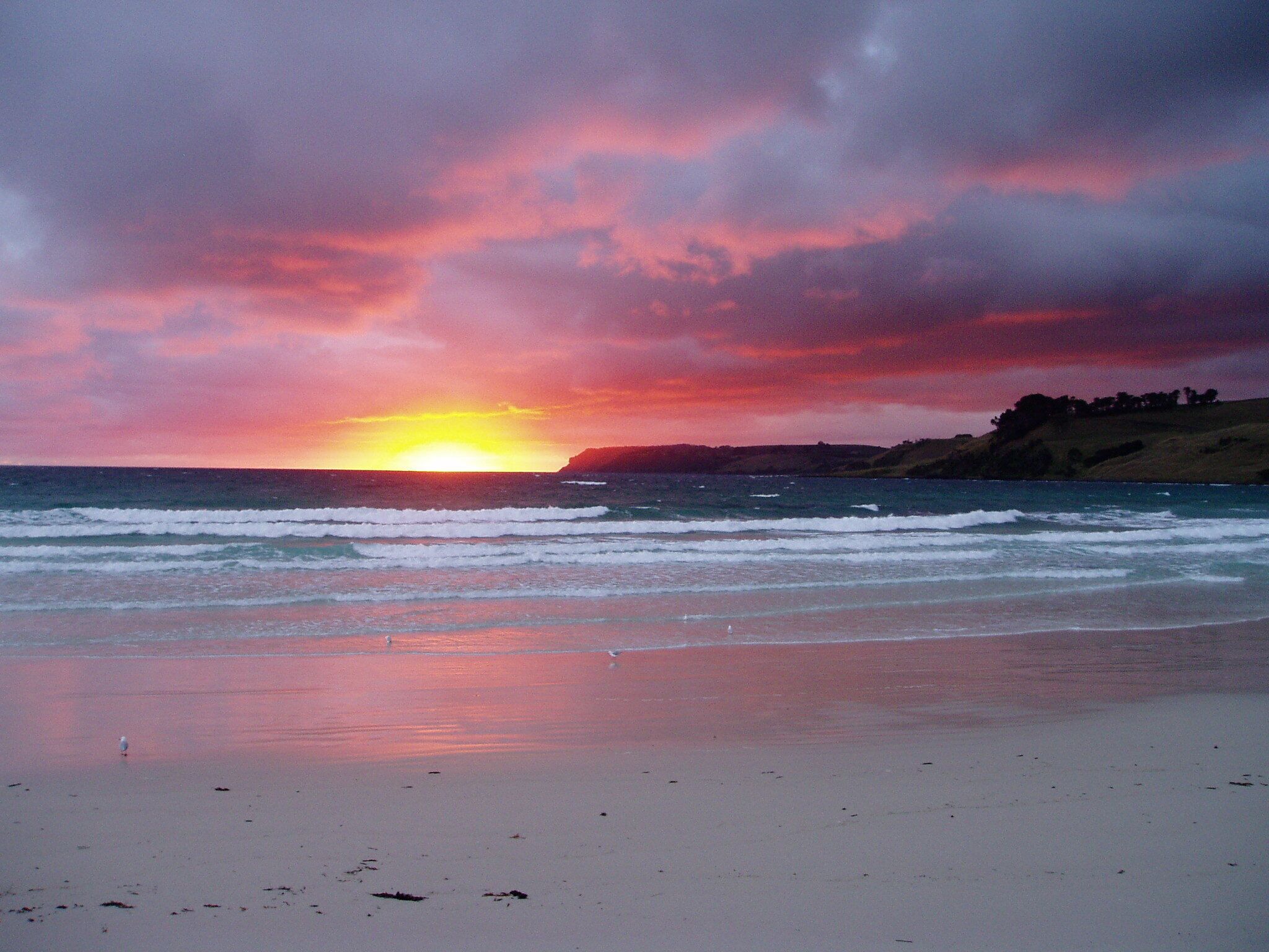 Aurinkotuoleja, rantapyyhkeitä