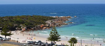 Seascape Beach House - Apartment