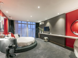 Romantic Room(Chinese Domestic Guests Only)