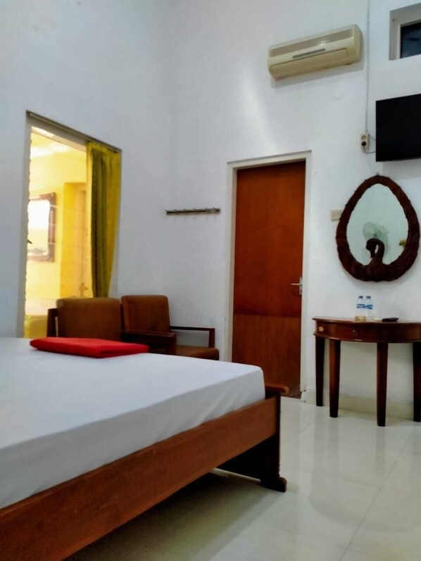 Double Room | WiFi - Prayogolama Guest House (Yogyakarta)