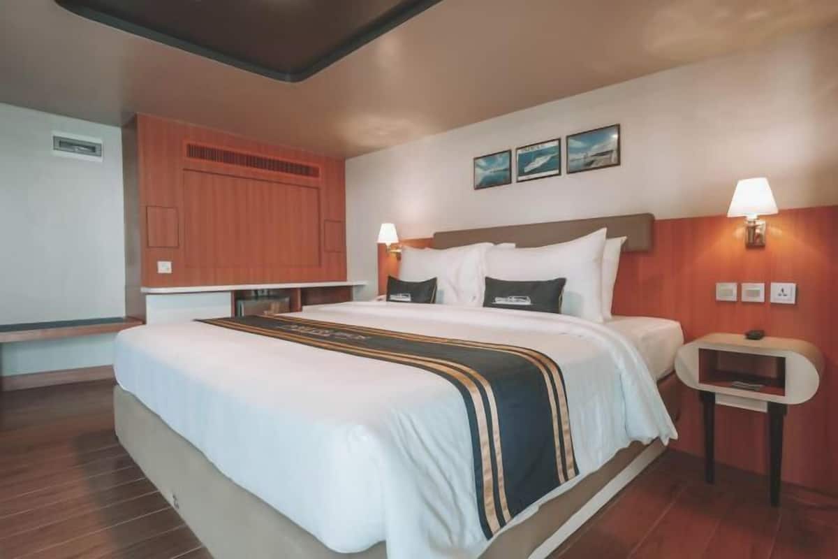 1 bedroom, minibar, in-room safe, individually decorated