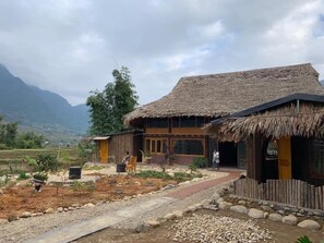 Front of property - Sapa Eco Garden Homestay - Hostel (Sa Pa)