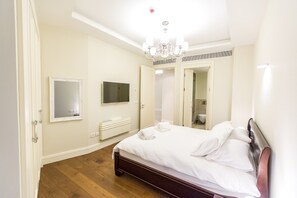 Appartement Luxe | Fer et planche à repasser, Wi-Fi gratuit, draps fournis