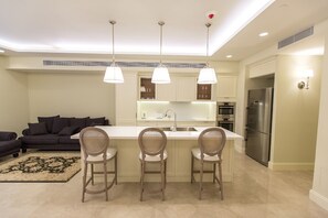 Private kitchen - Suites WA B1 B2 - Waldorf Astoria Residences - Jerusalem-Rent (Jerusalem)