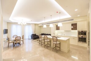 Living area - Suites WA B1 B2 - Waldorf Astoria Residences - Jerusalem-Rent (Jerusalem)