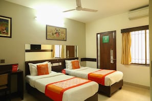 Room - Collection O 37988 Peanut Inn (Nagpur)