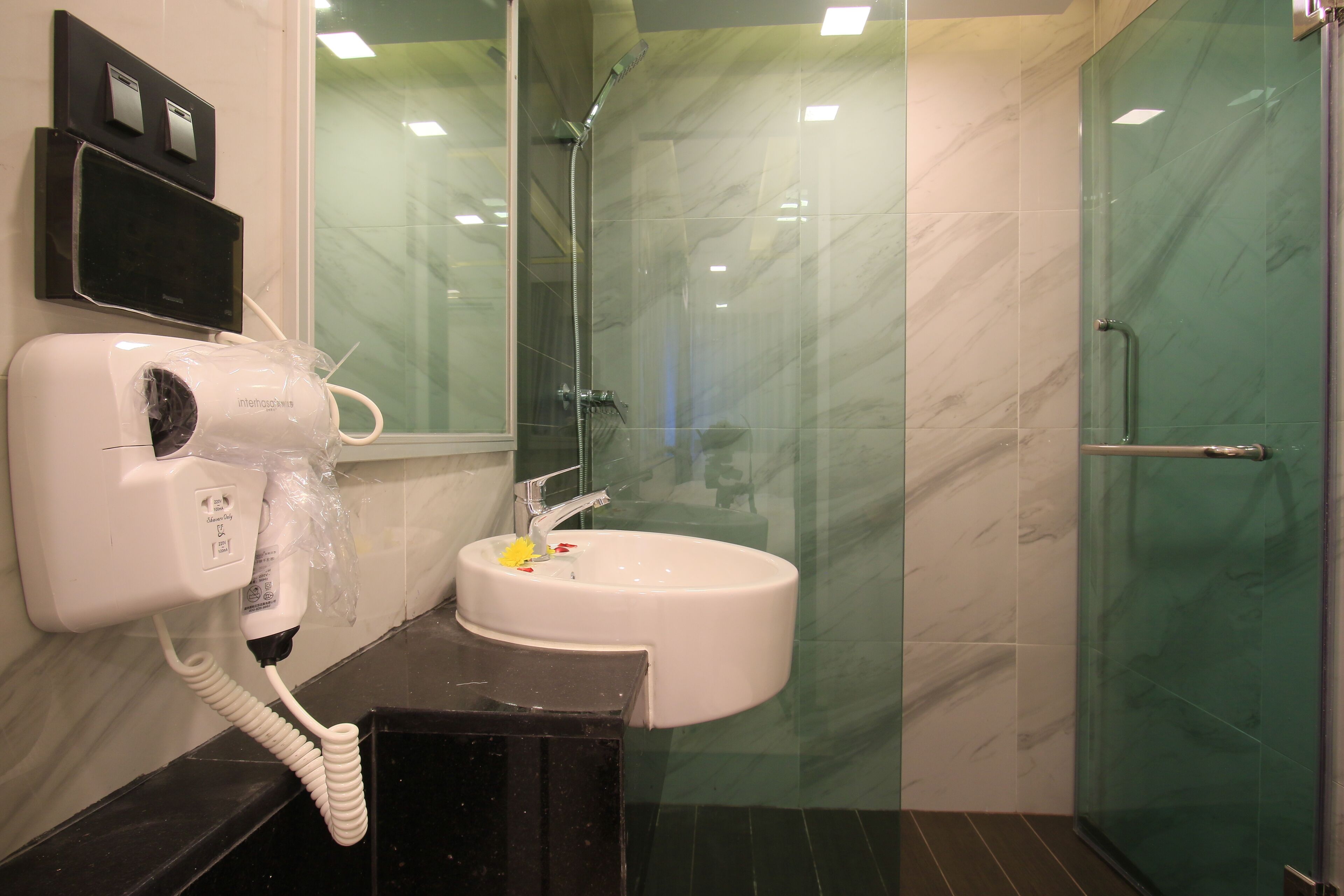 Photo - Pratunam Atrium Hotel