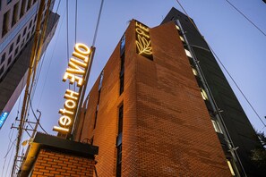 Front of property - Olive Hotel (Seoul)
