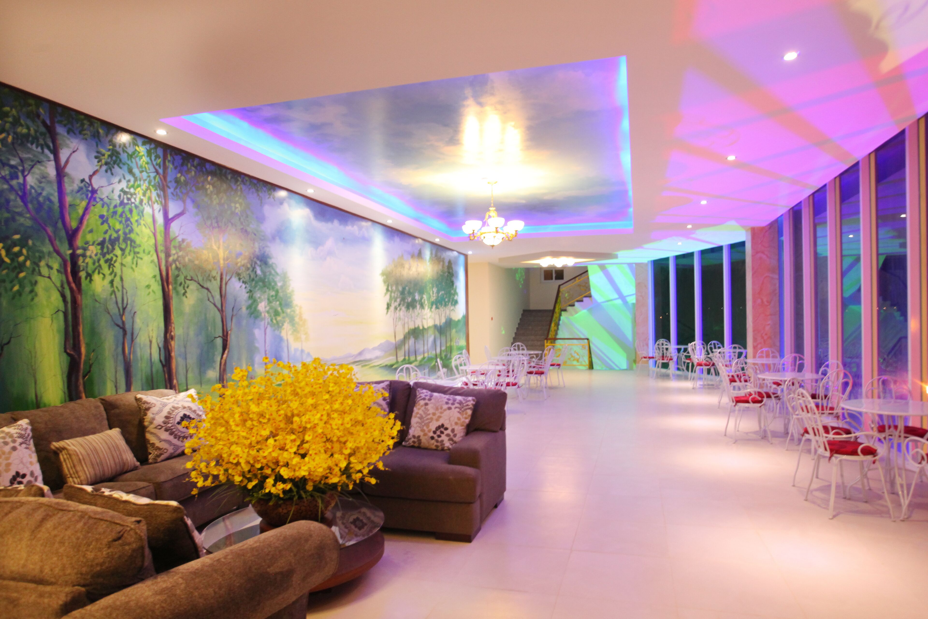 Área de estar no saguão