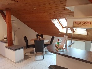 Unclassified image, 3 of 27, button