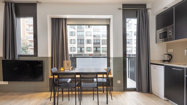 Apartamento Deluxe, 2 habitaciones | Comedor
