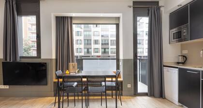 Enjoybcn Patio de Gala Apartments