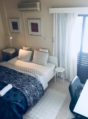 Individually decorated, individually furnished, bed sheets - Ne'r Beach Calm Place (Larnaca)