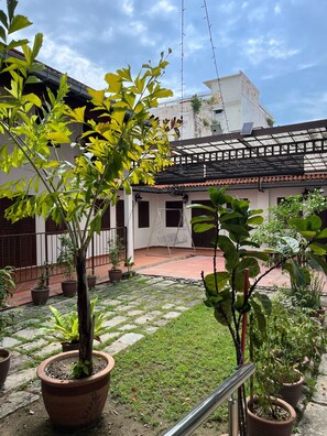 Garden - Mclane Boutique Hotel (George Town)